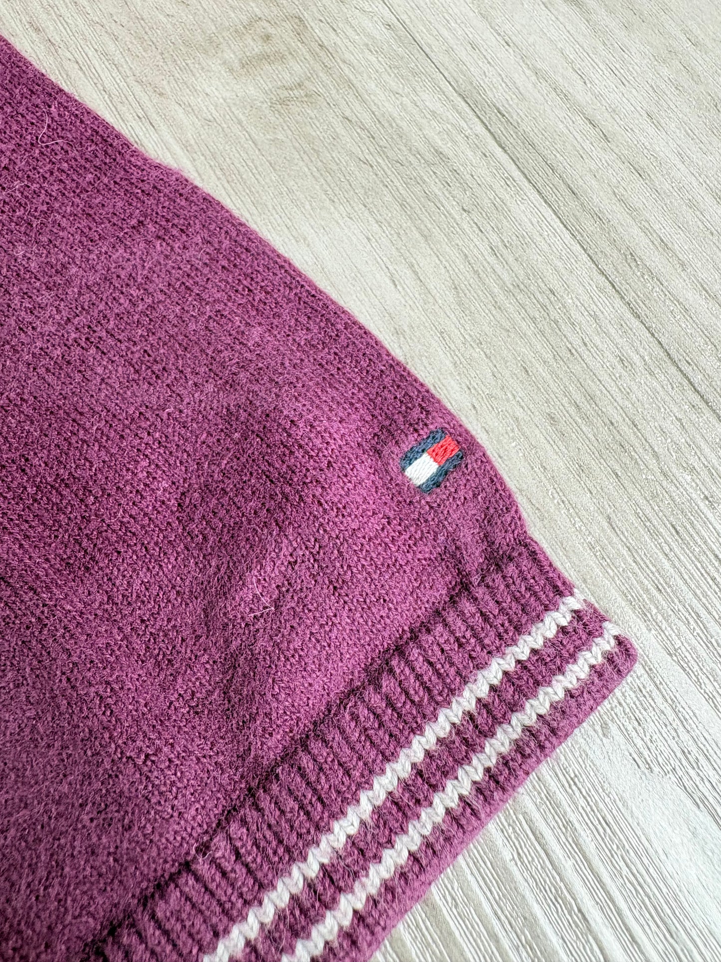 MAGLIONE TOMMY HILFIGER BORDEAUX A POIS CON SCOLLO A V