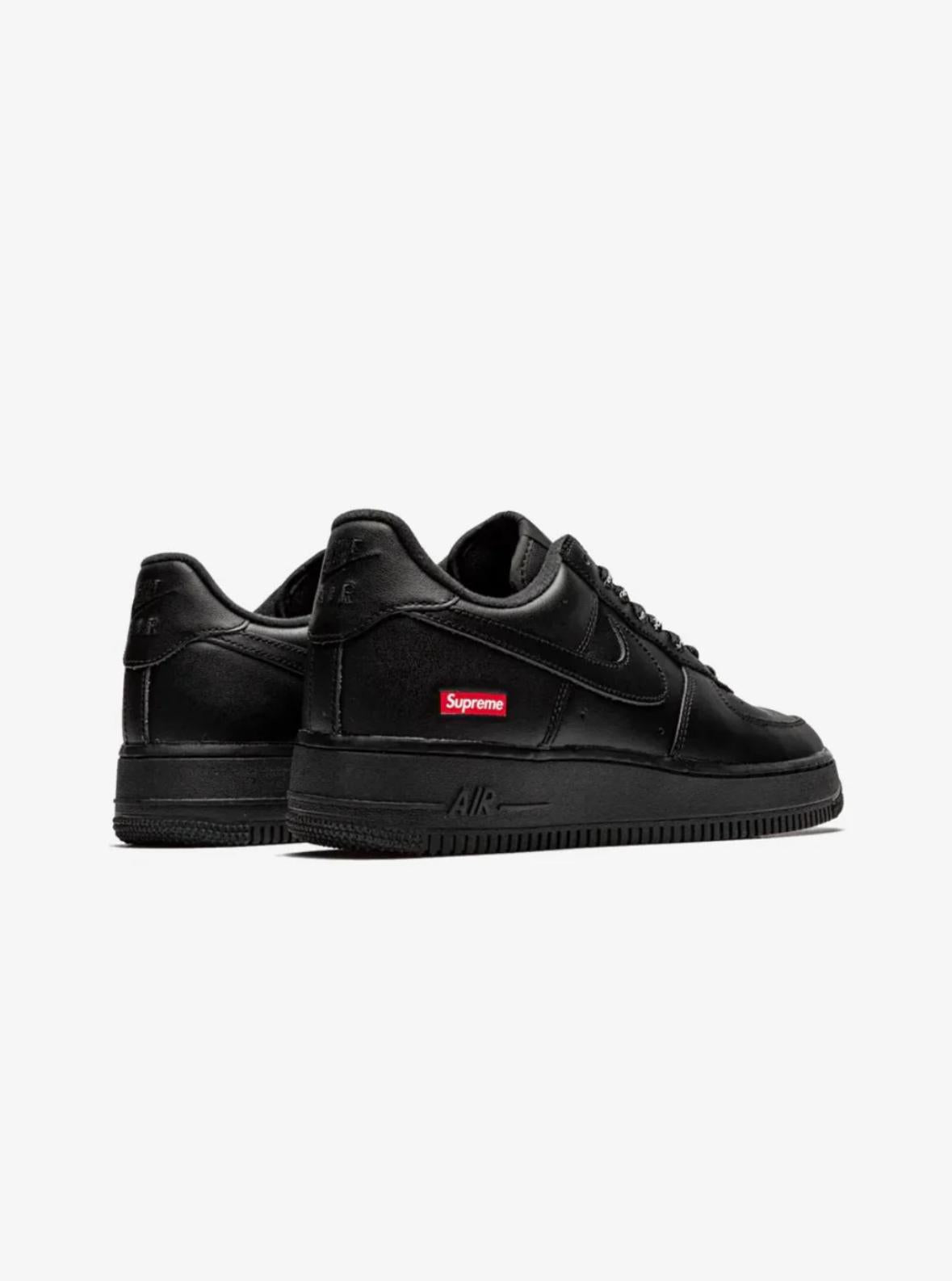 NIKE AIR FORCE 1 LOW SUPREME BLACK