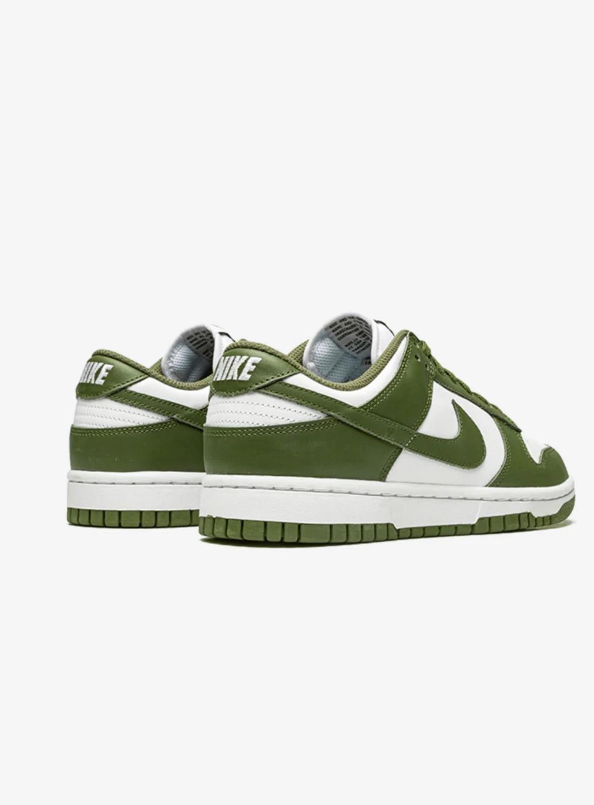 NIKE DUNK LOW MEDIUM OLIVE