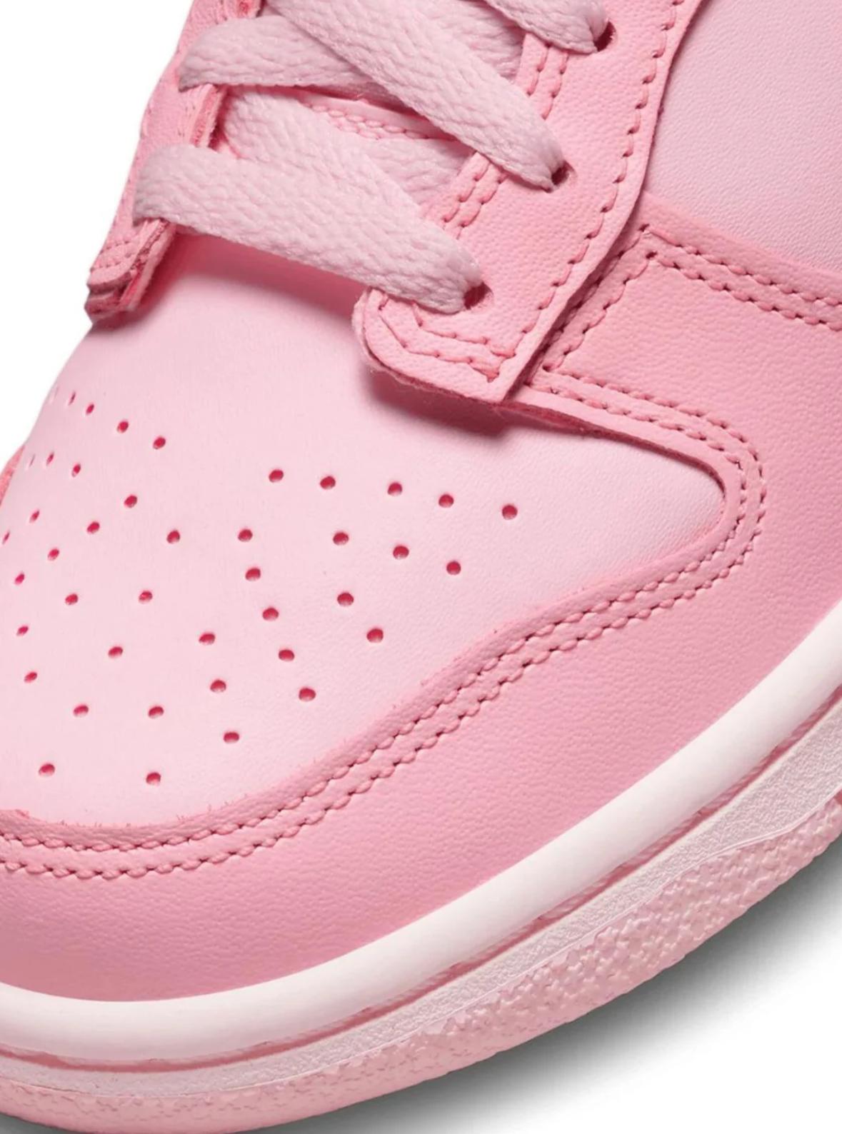 NIKE DUNK LOW TRIPLE PINK