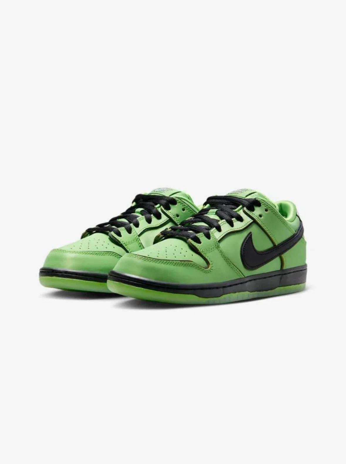 NIKE SB DUNK LOW THE POWERPUFF GIRLS BUTTERCUP