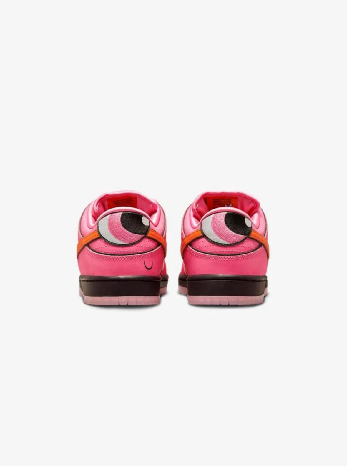 NIKE SB DUNK LOW THE POWERPUFF GIRLS BLOSSOM