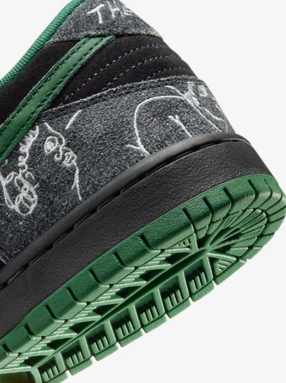 NIKE SB DUNK LOW PRO THERE SKATEBOARDS