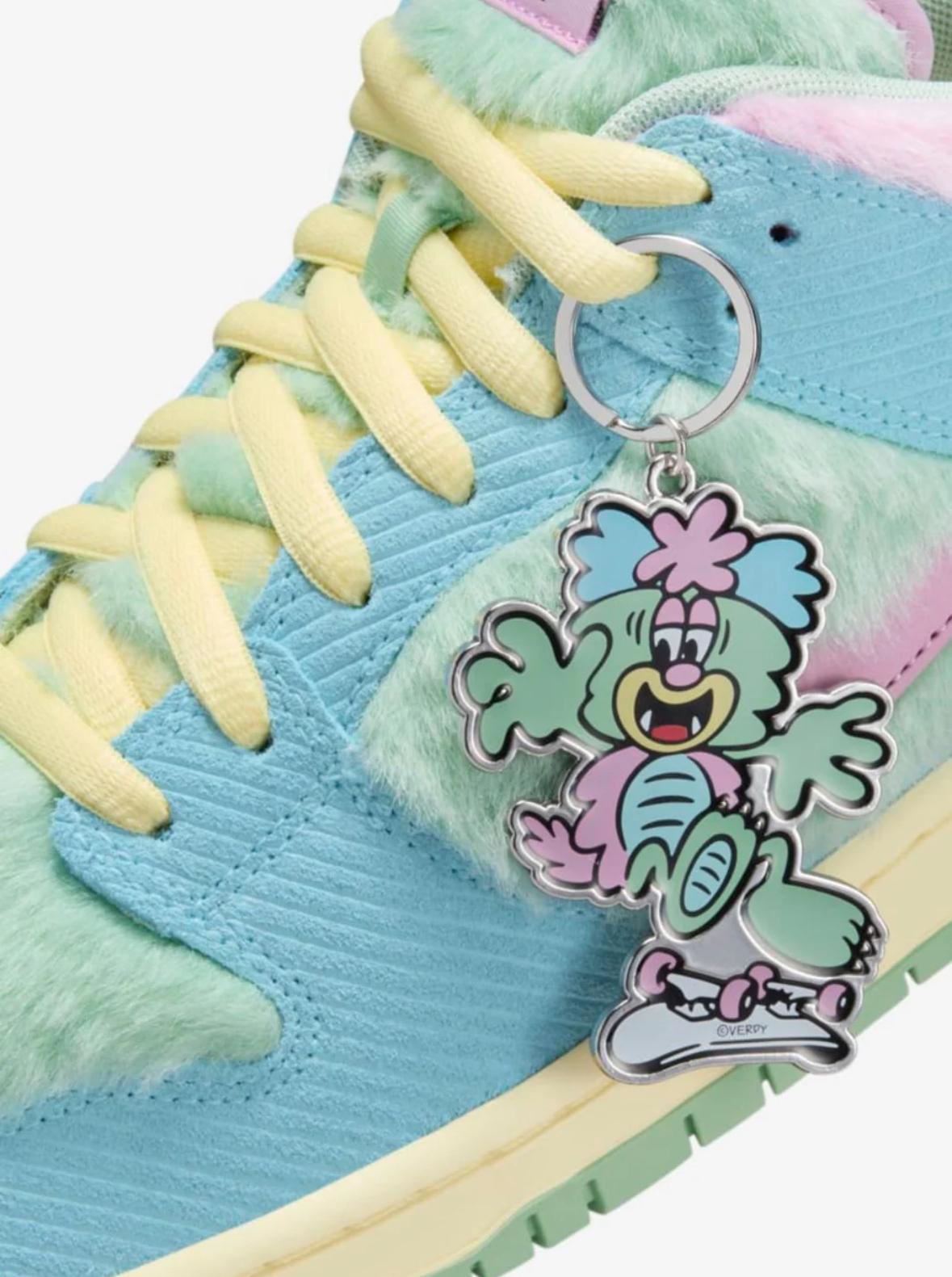 NIKE SB DUNK LOW VERDY VISTY