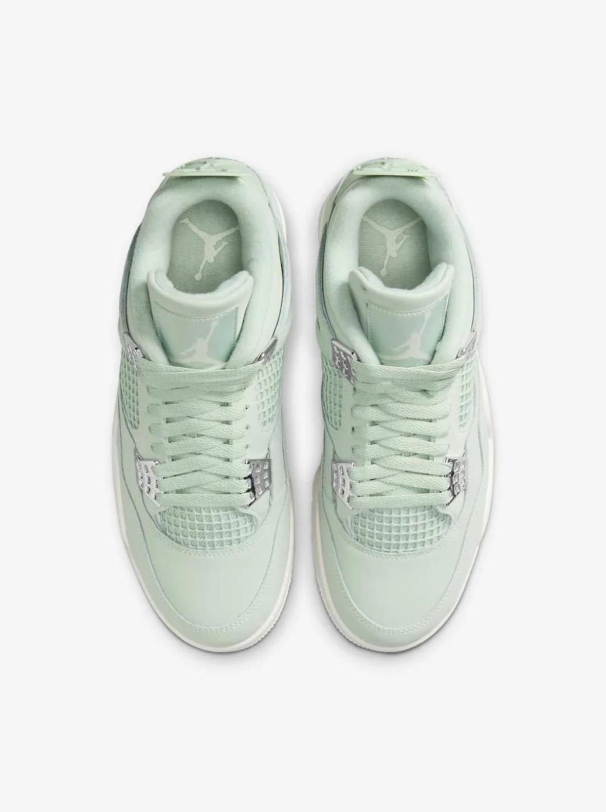 AIR JORDAN 4 RETRO SEAFOAM SAIL