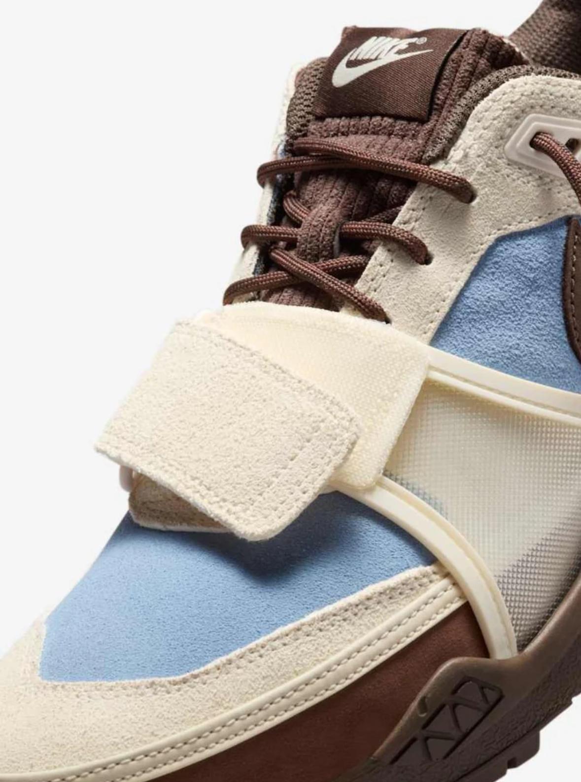 NIKE ZOOM FIELD JAXX TRAVIS SCOTT LECHE BLUE