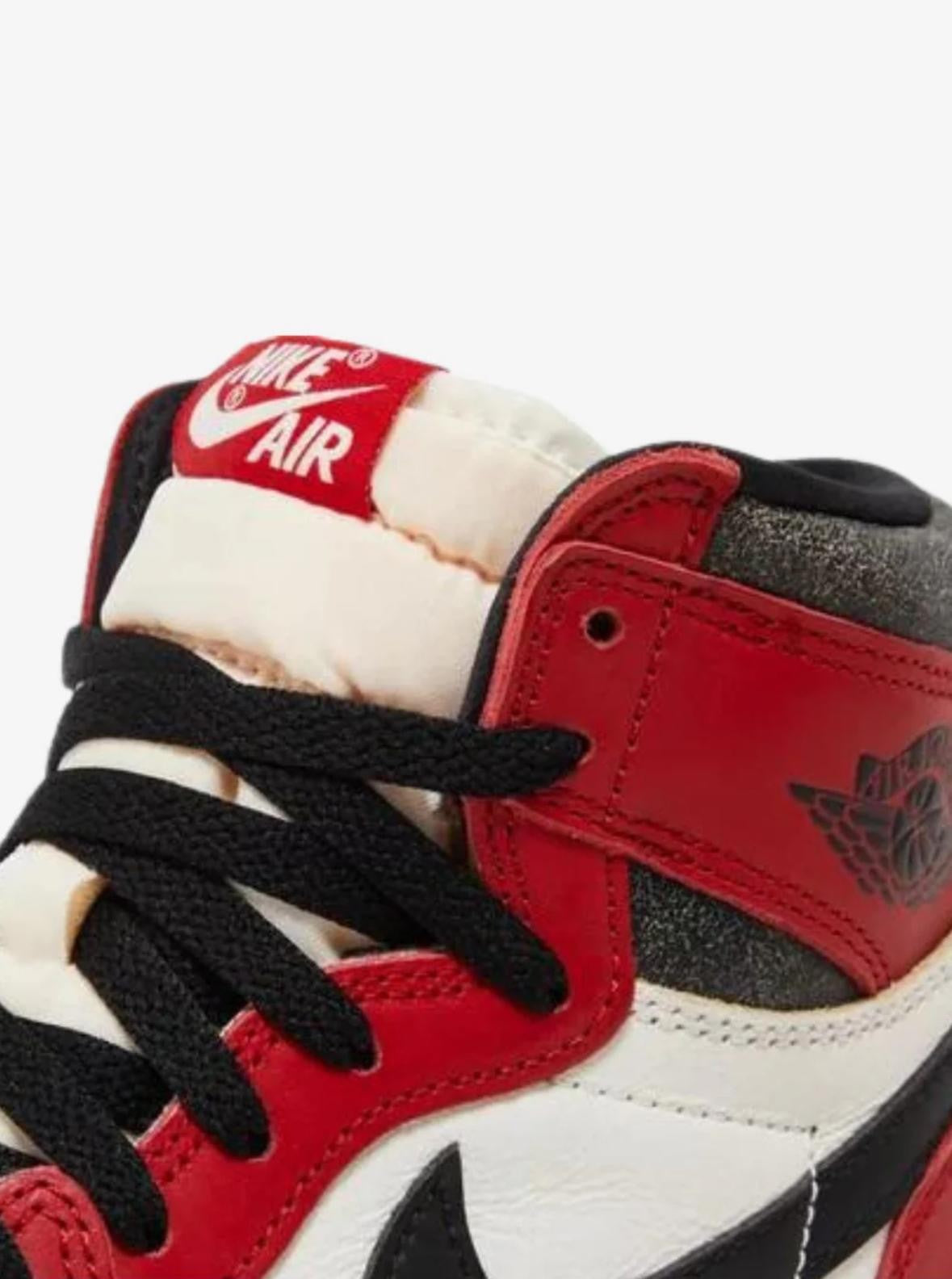 AIR JORDAN 1 RETRO HIGH OG CHICAGO LOST AND FOUND