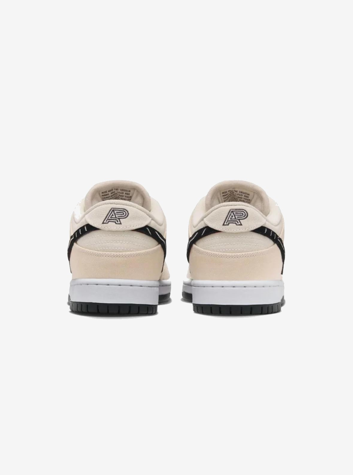 NIKE SB DUNK LOW ALBINO & PRETO