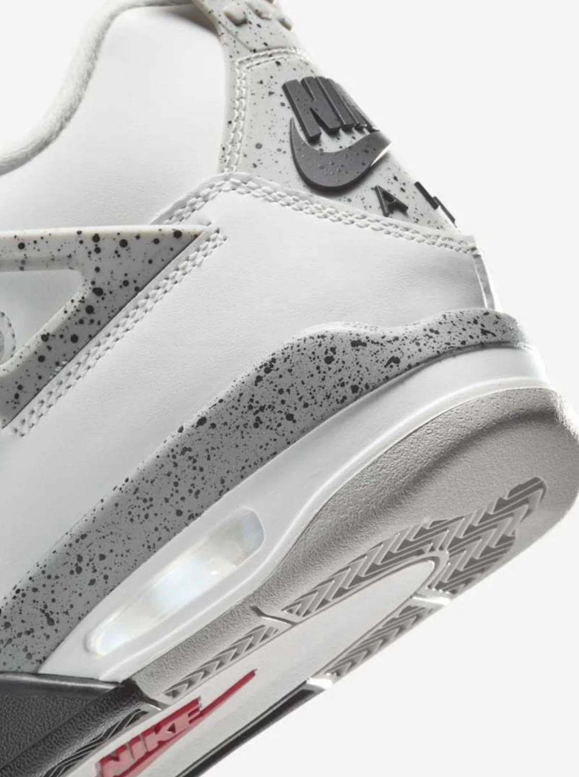 AIR JORDAN 4 RETRO WHITE CEMENT (2025)