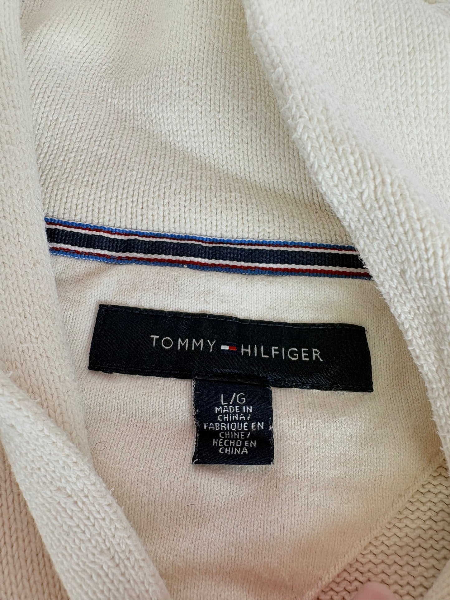 MAGLIONE TOMMY HILFIGER PANNA CON COLLO A SCIALLE
