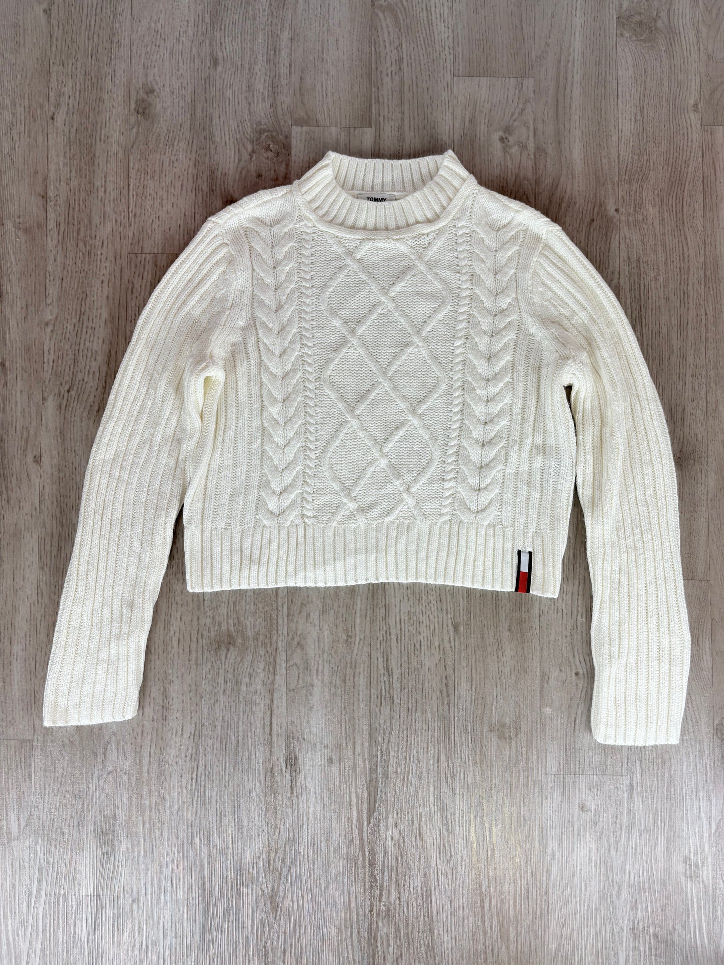 MAGLIONE TOMMY HILFIGER PANNA CROPPED A TRECCE