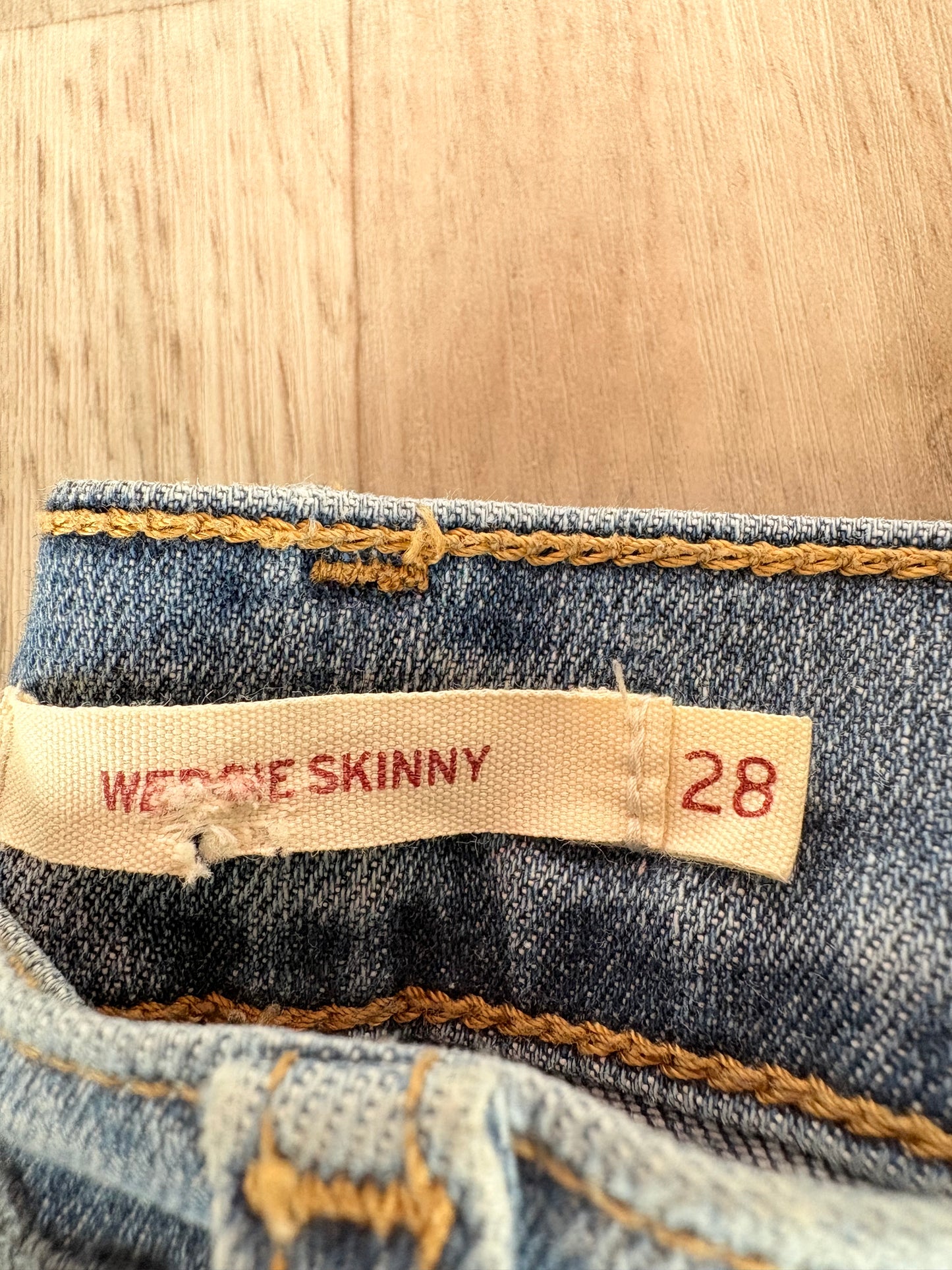 LEVI’S WEEKEND SKINNY JEANS DENIM CHIARO W27