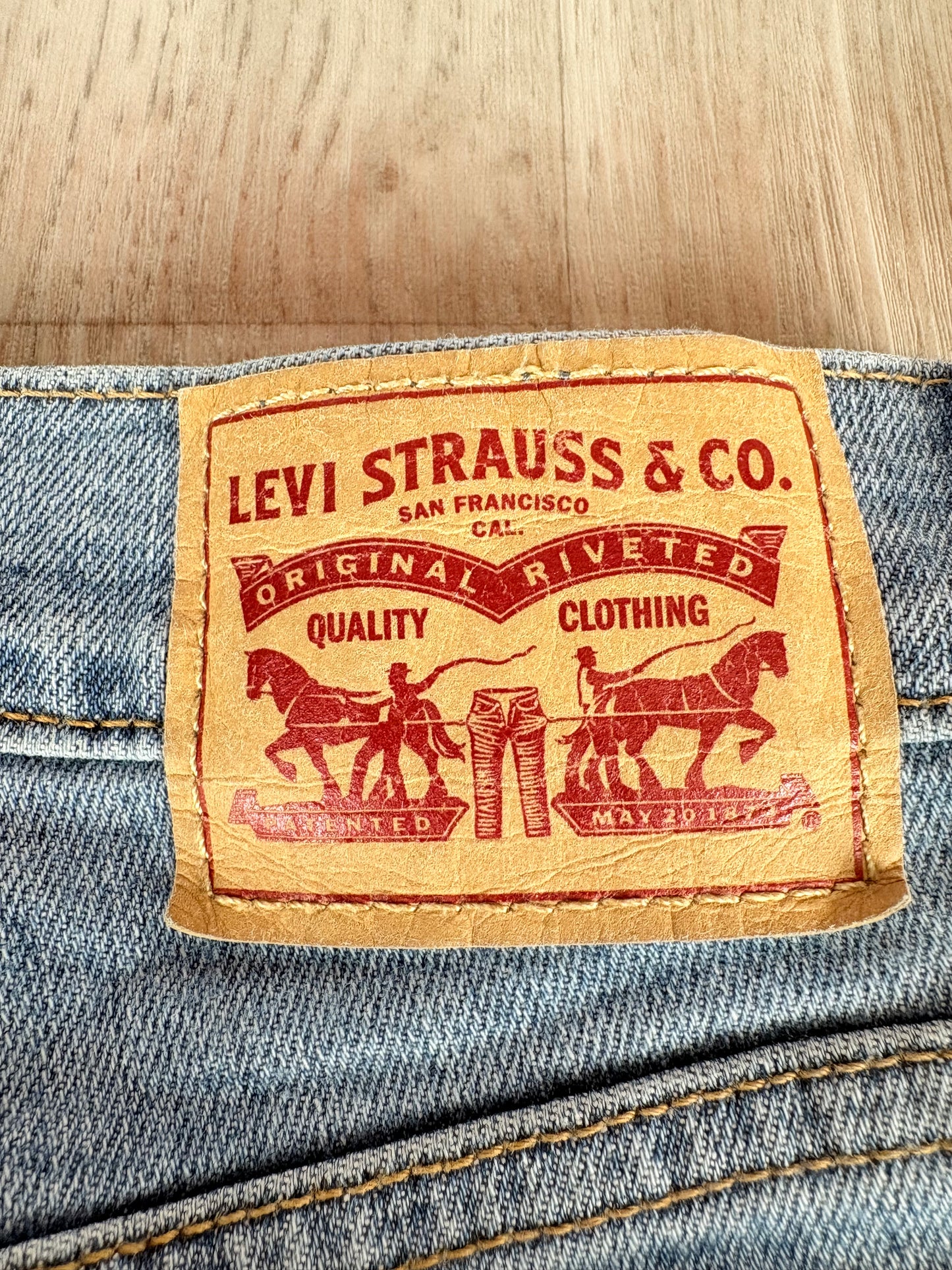 LEVI’S WEEKEND SKINNY JEANS DENIM CHIARO W27