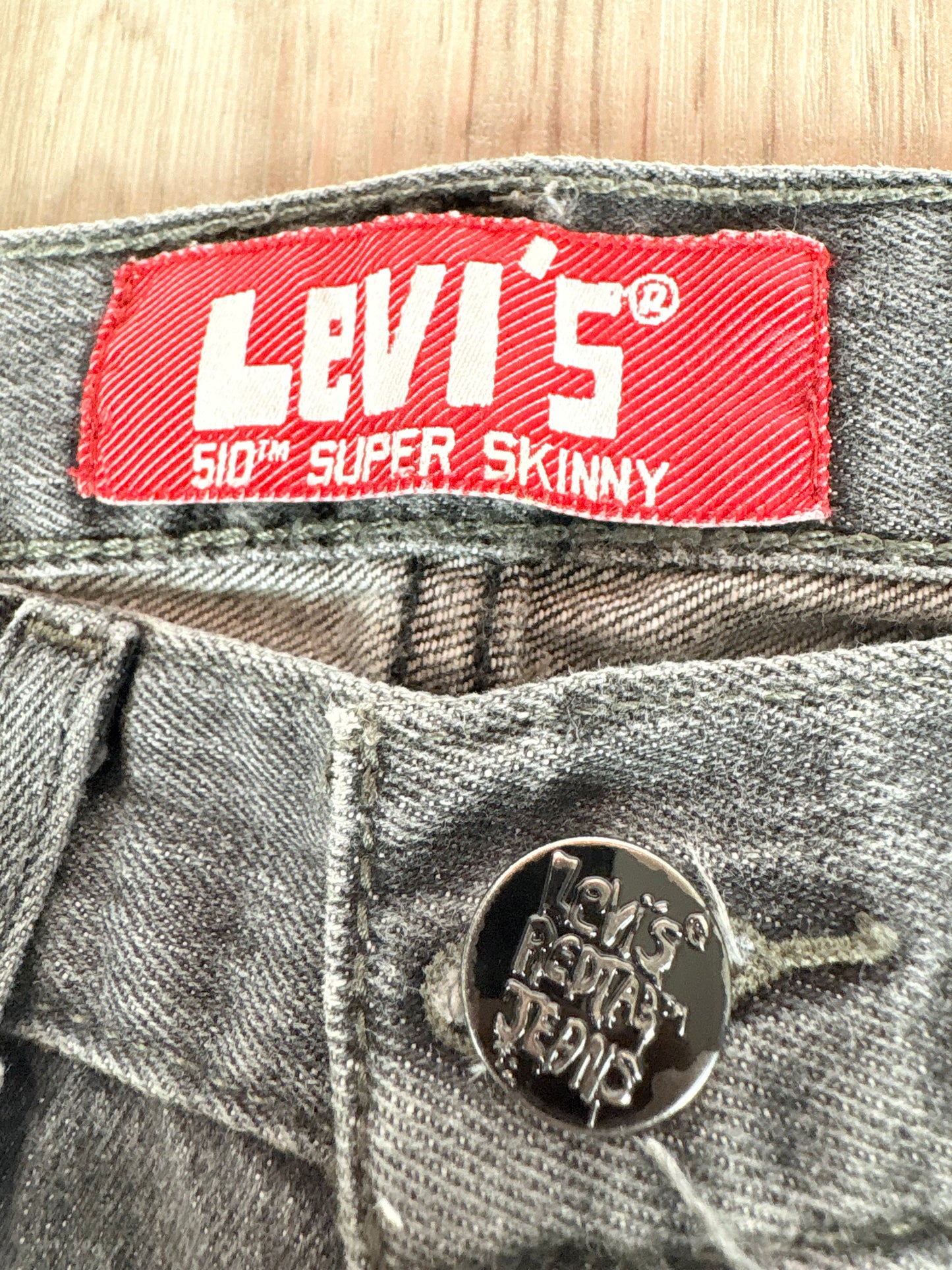 LEVI’S 510 SUPER SKINNY JEANS GRIGIO W29 L30