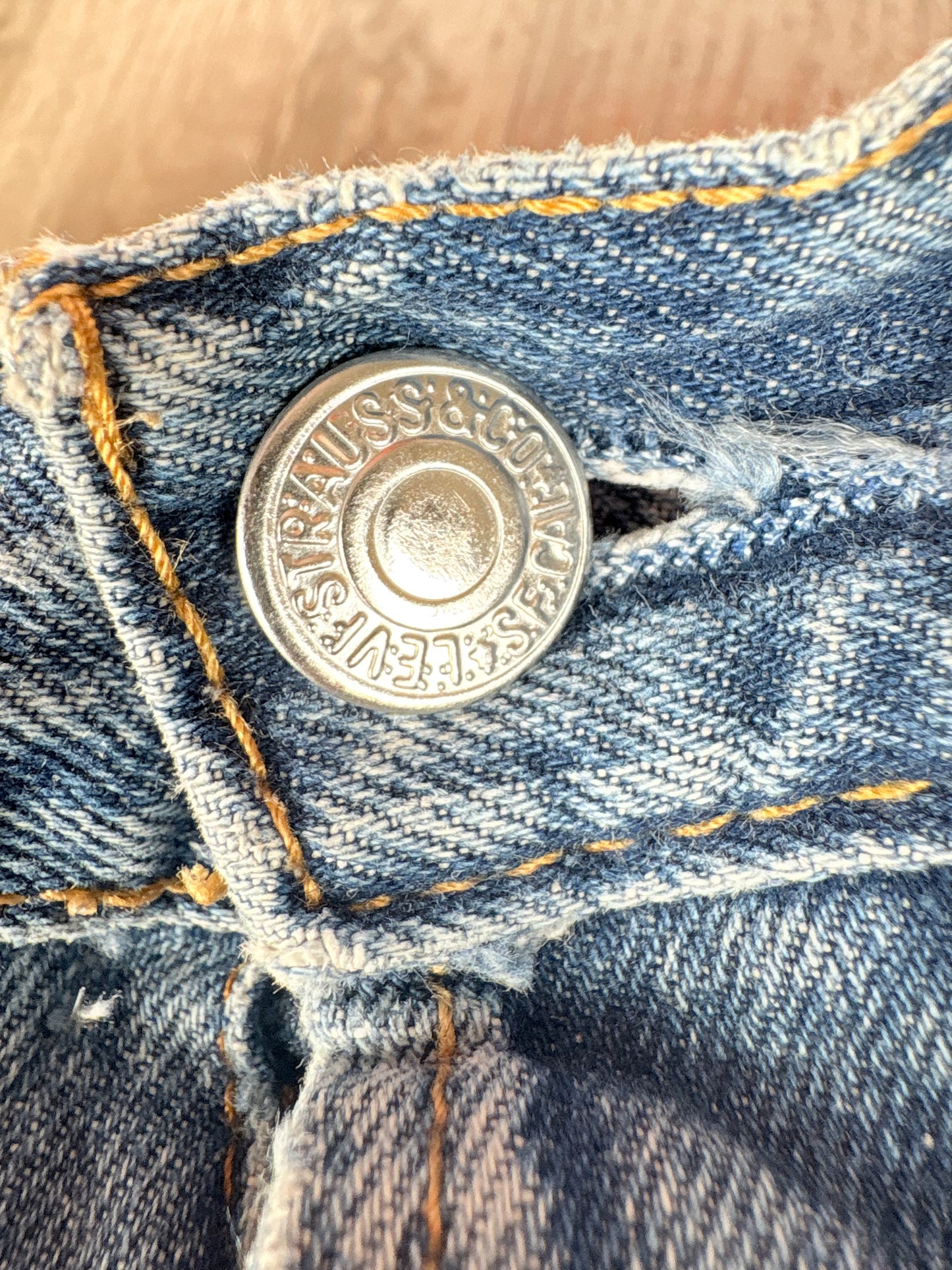 LEVI'S JEANS DENIM CHIARO ELASTICIZZATI VITA ALTA RELAXED