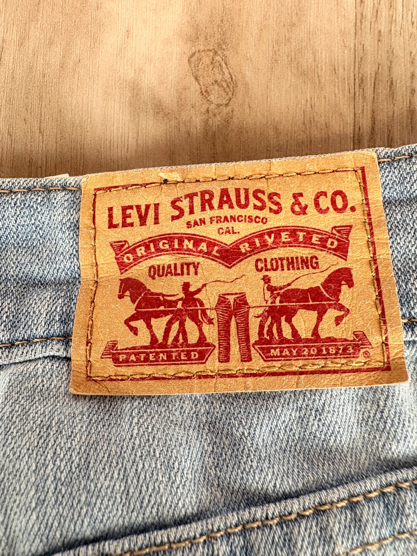 JEANS LEVI’S 721 HIGH RISE SKINNY DENIM CHIARO