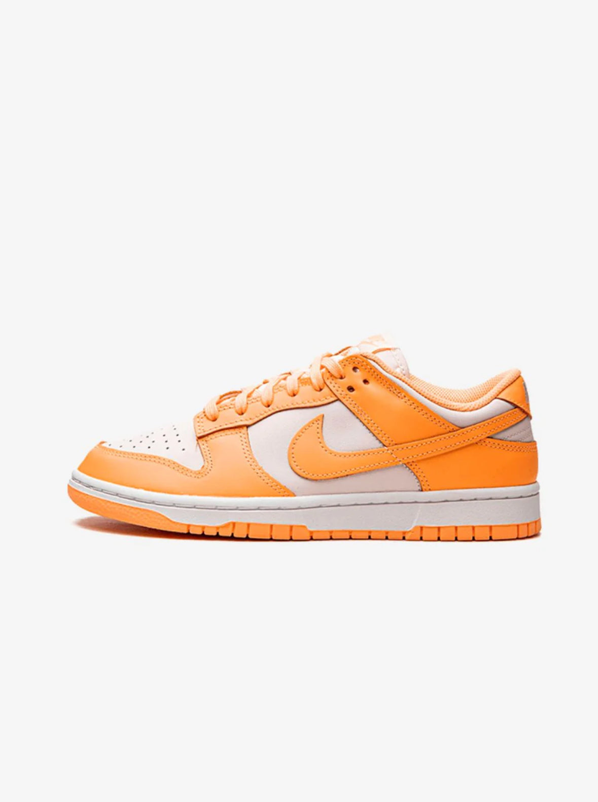 NIKE DUNK LOW PEACH CREAM