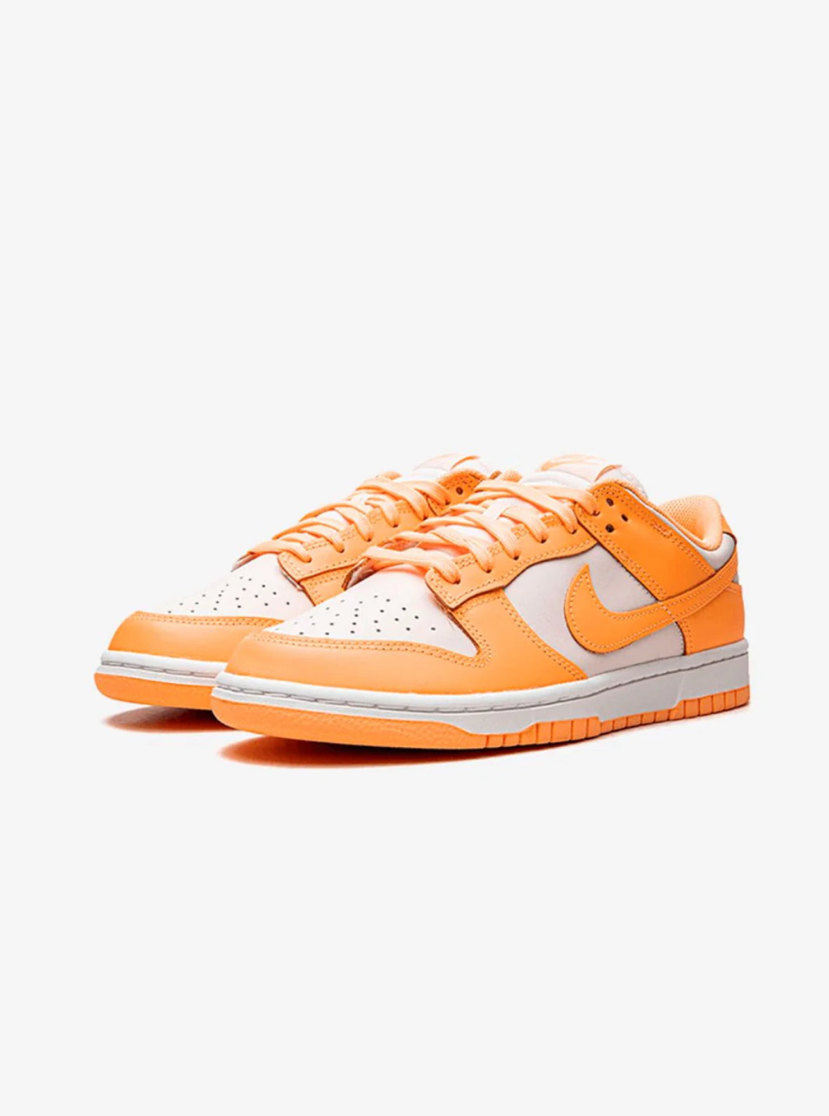 NIKE DUNK LOW PEACH CREAM