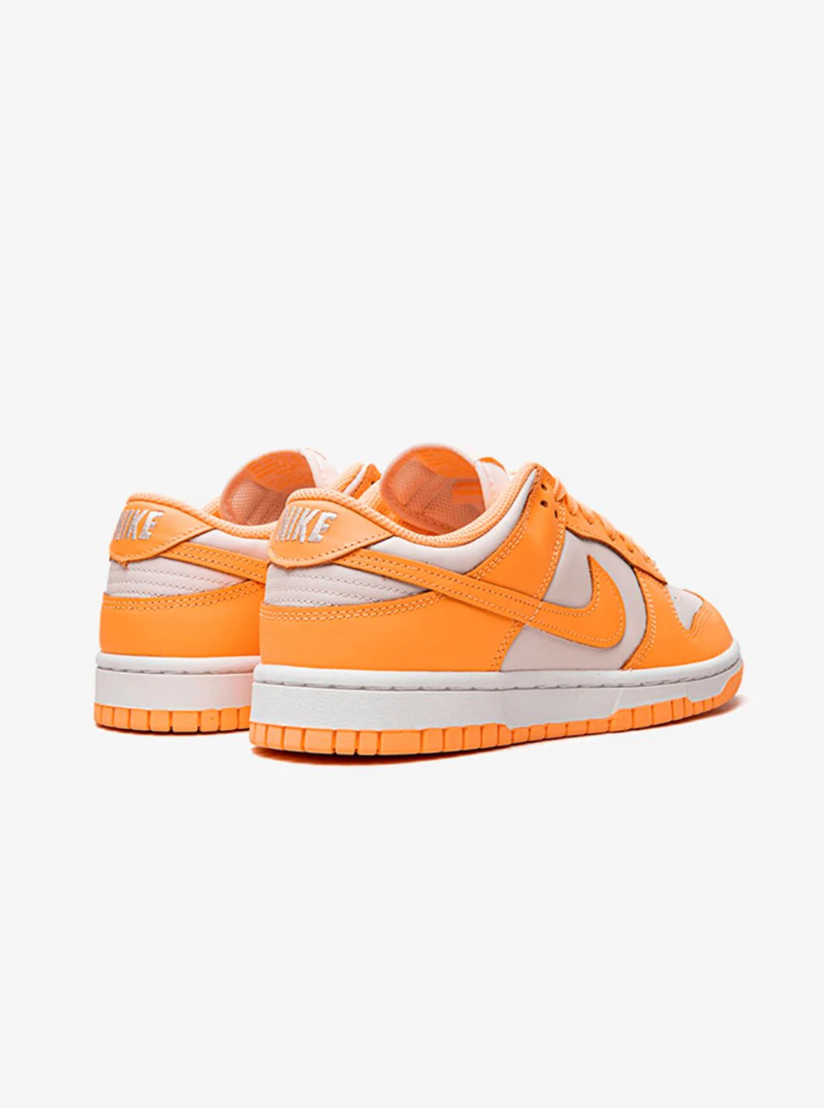 NIKE DUNK LOW PEACH CREAM