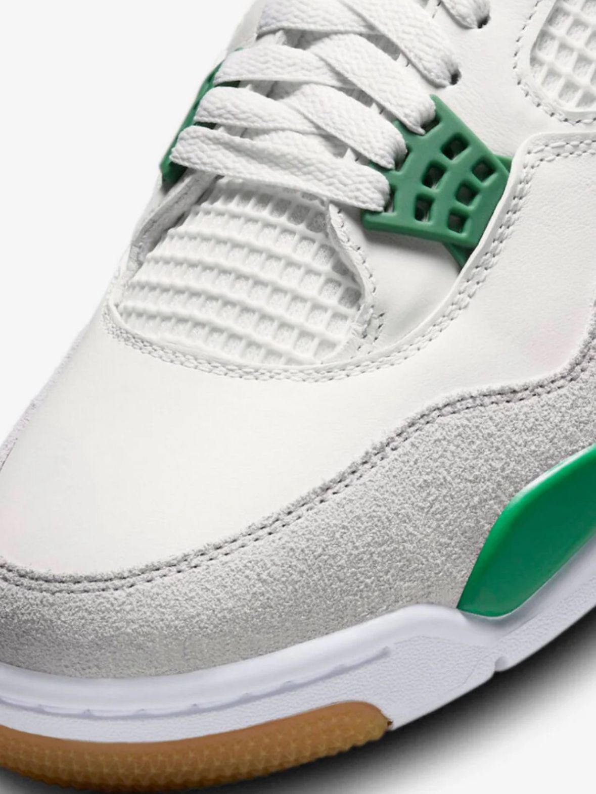 AIR JORDAN 4 RETRO SB PINE GREEN