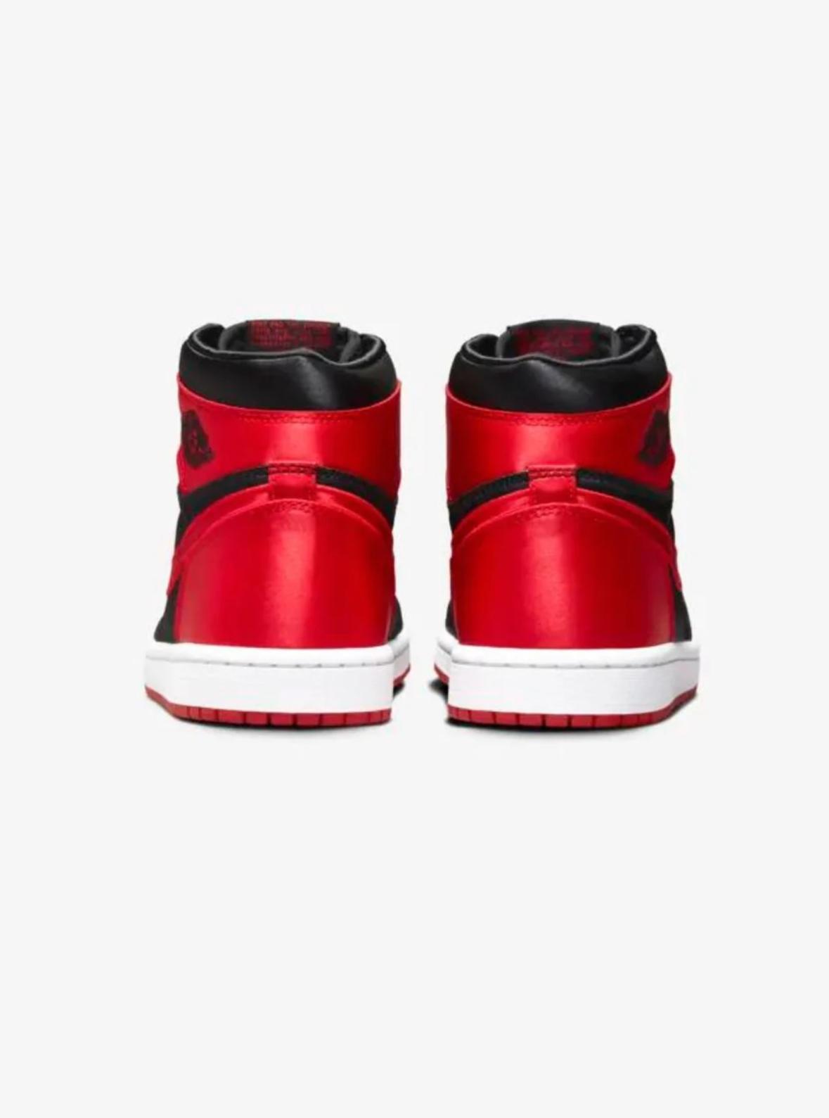 AIR JORDAN 1 RETRO HIGH OG SATIN BRED