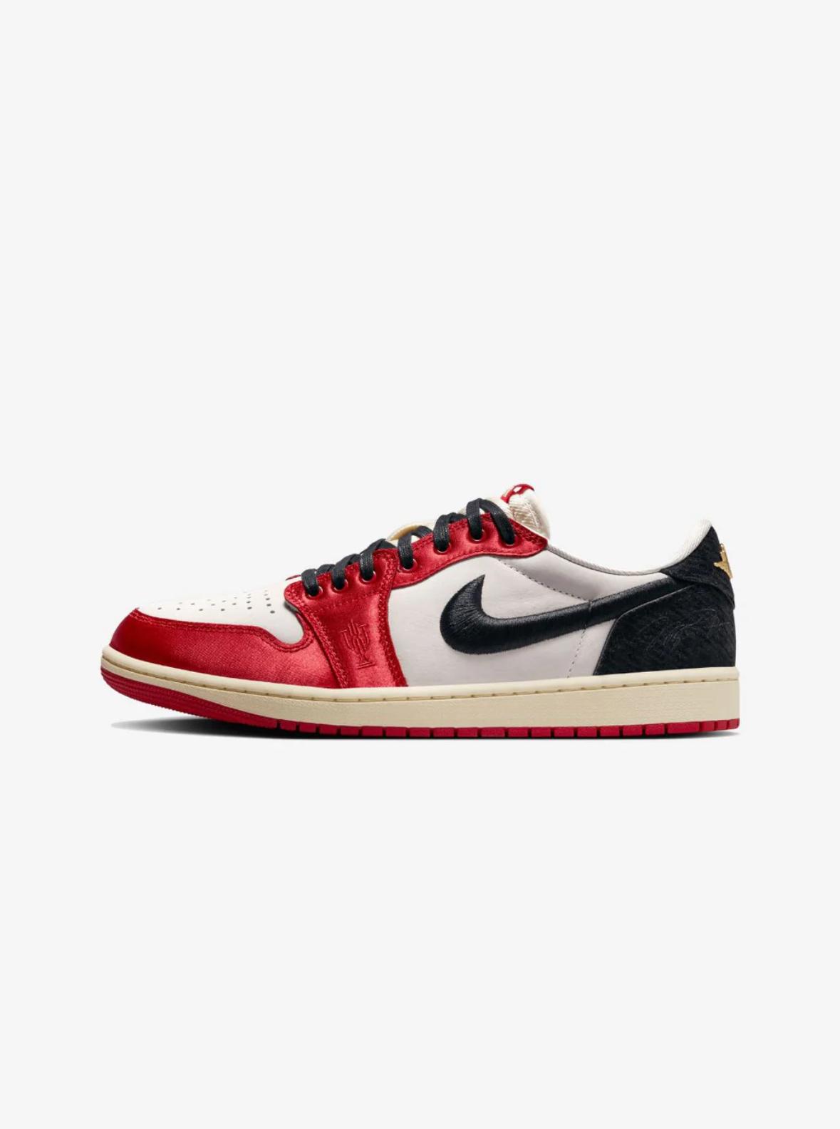 AIR JORDAN 1 RETRO LOW OG TROPHY ROOM AWAY