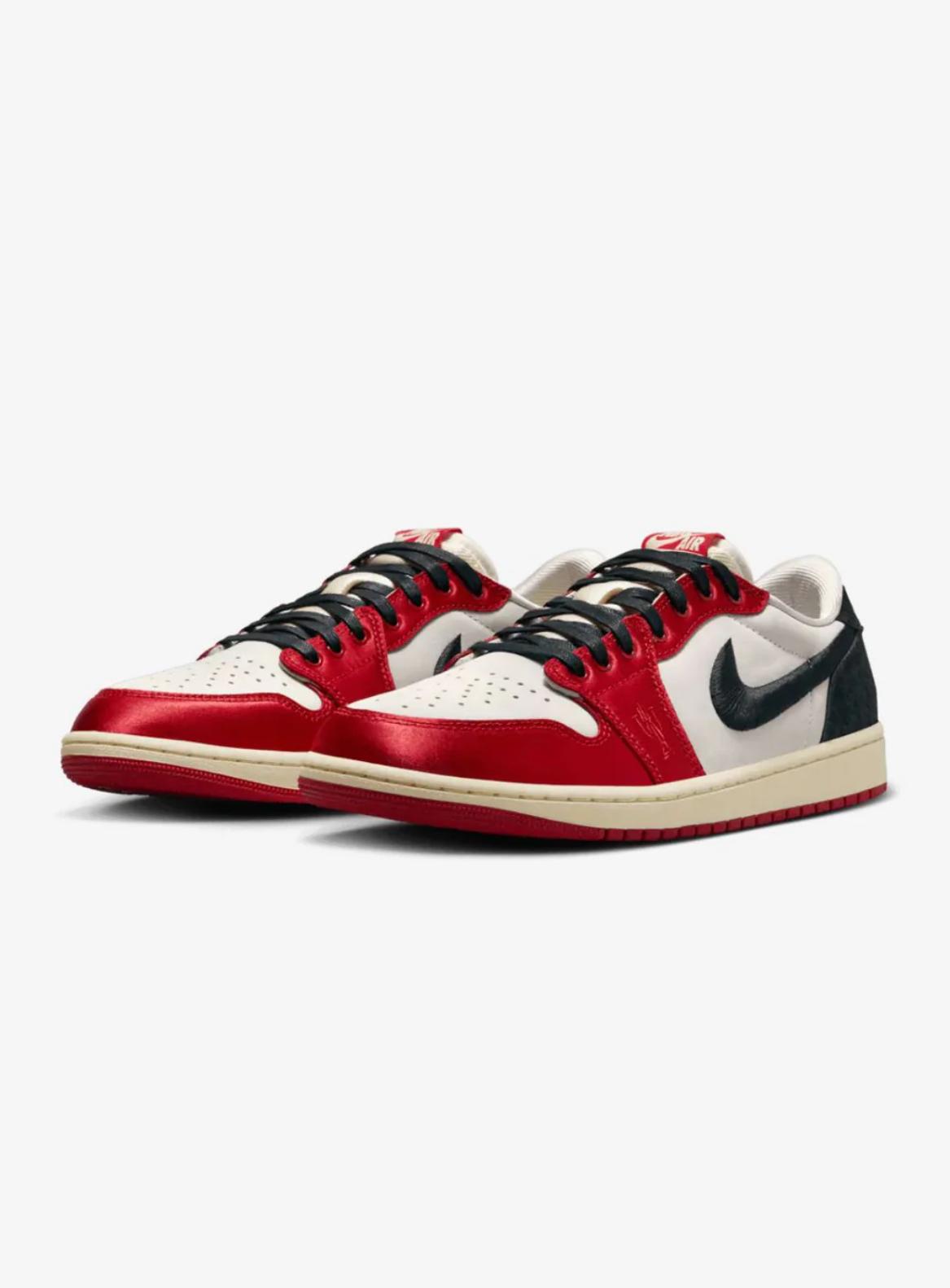 AIR JORDAN 1 RETRO LOW OG TROPHY ROOM AWAY