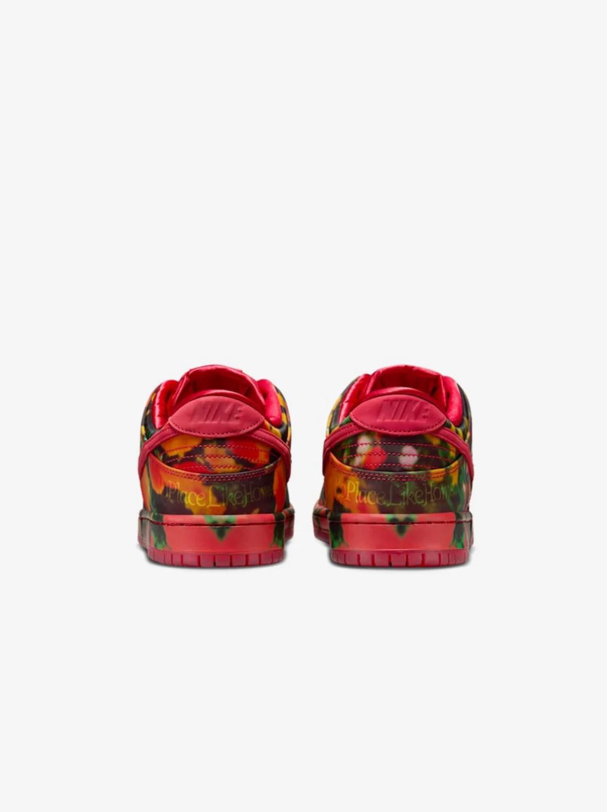 NIKE SB DUNK LOW THE WIZARD OF OZ POPPY FIELD