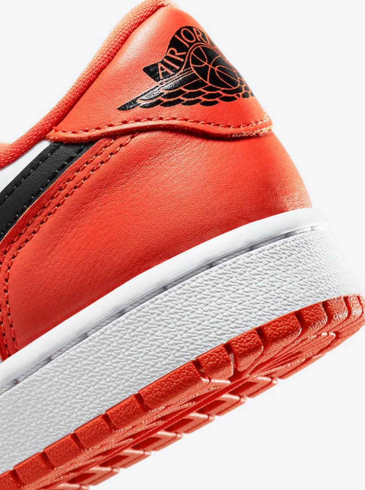 AIR JORDAN 1 RETRO LOW STARFISH