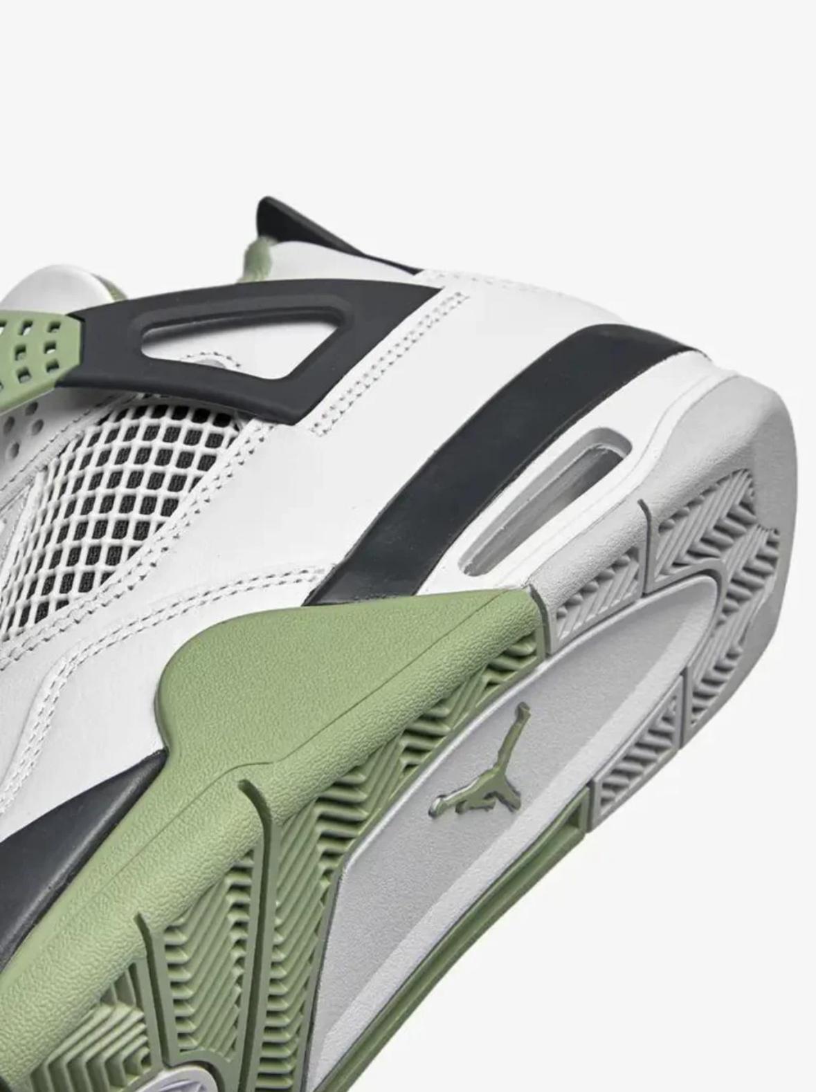 AIR JORDAN 4 RETRO SEAFOAM